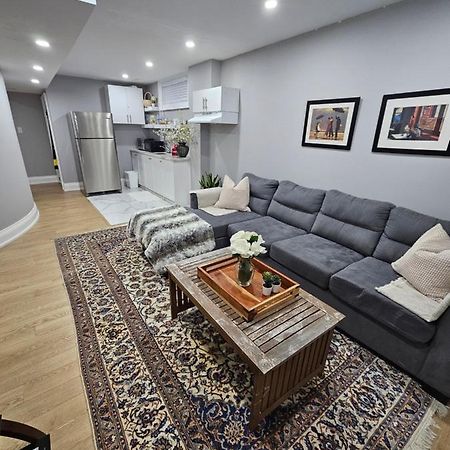 Basement Apartment In Luxury Beach House Toronto Buitenkant foto