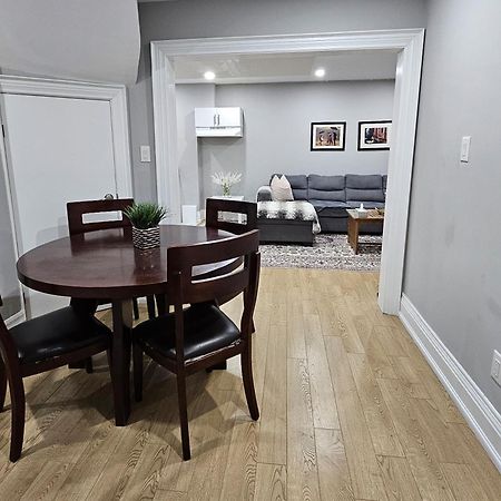 Basement Apartment In Luxury Beach House Toronto Buitenkant foto
