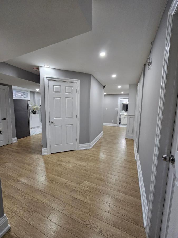 Basement Apartment In Luxury Beach House Toronto Buitenkant foto