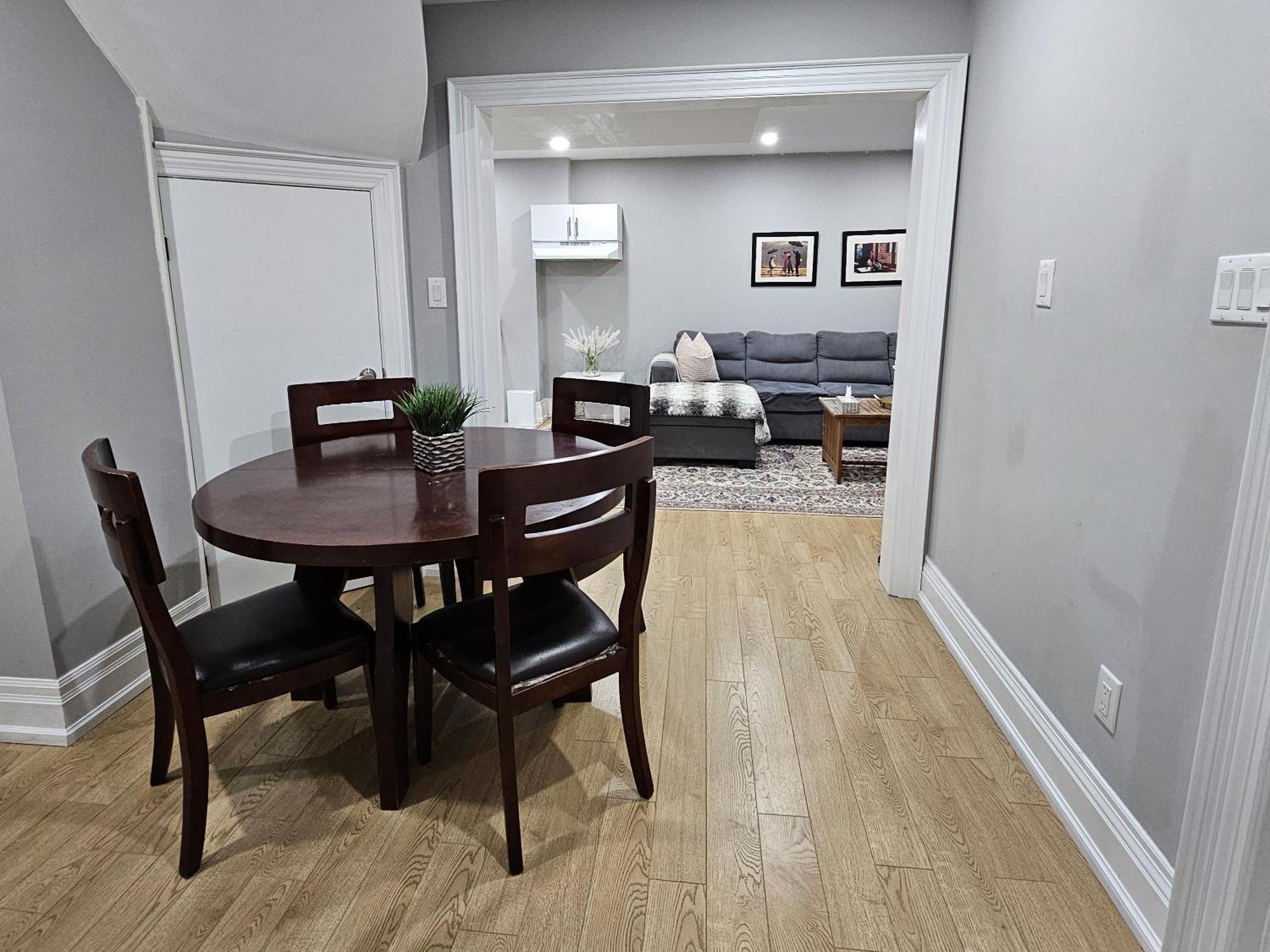Basement Apartment In Luxury Beach House Toronto Buitenkant foto